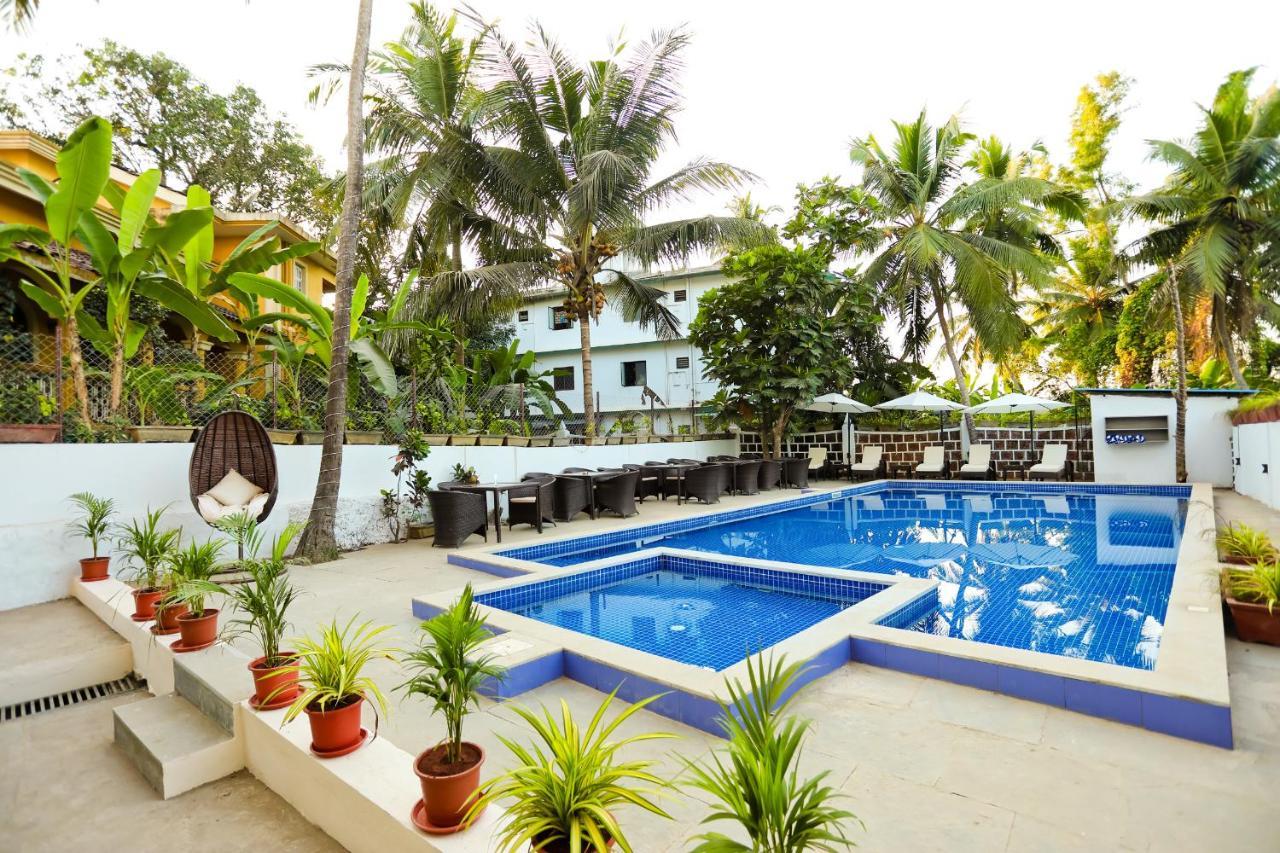 Amara Grand Baga Hotel Bagian luar foto
