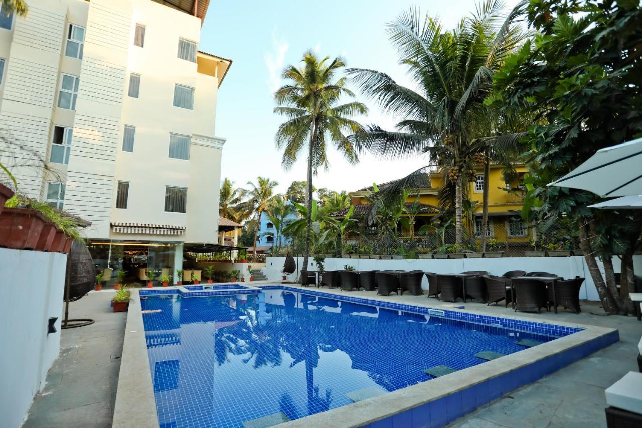 Amara Grand Baga Hotel Bagian luar foto