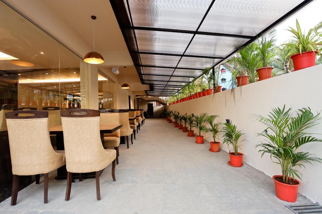 Amara Grand Baga Hotel Bagian luar foto